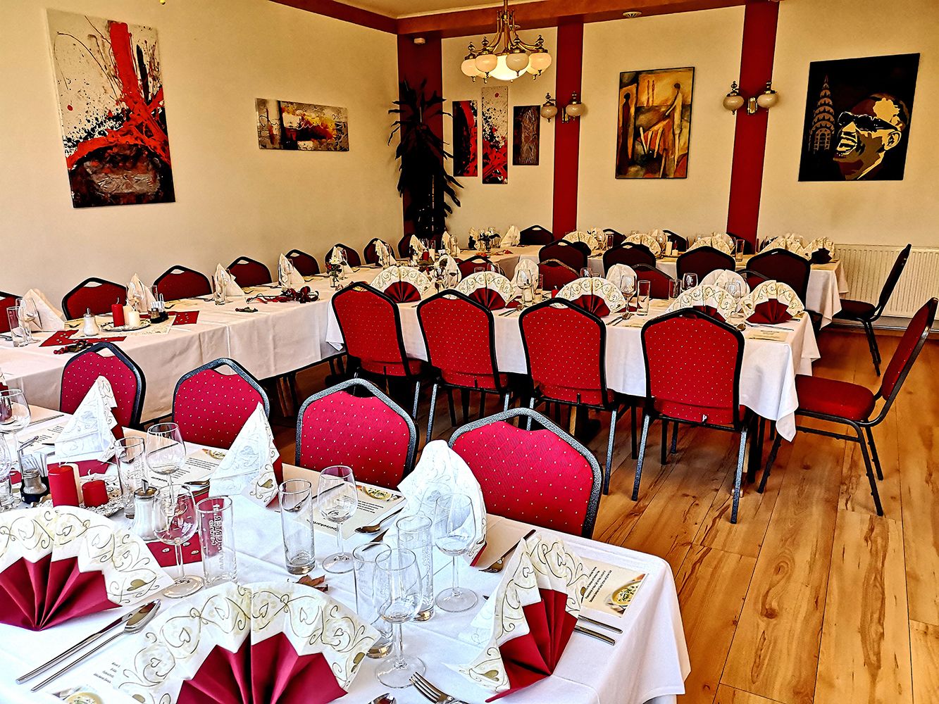 gastronomie-konferenzstuhl-rom-1-plus-_6 Foto: Kruta Lounge