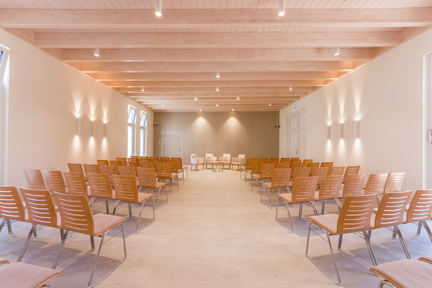 gastronomie-konferenzstuhl-eruno-400-20-_5_(1) gastronomie-konferenzstuhl-eruno-400-20-_5_(1)