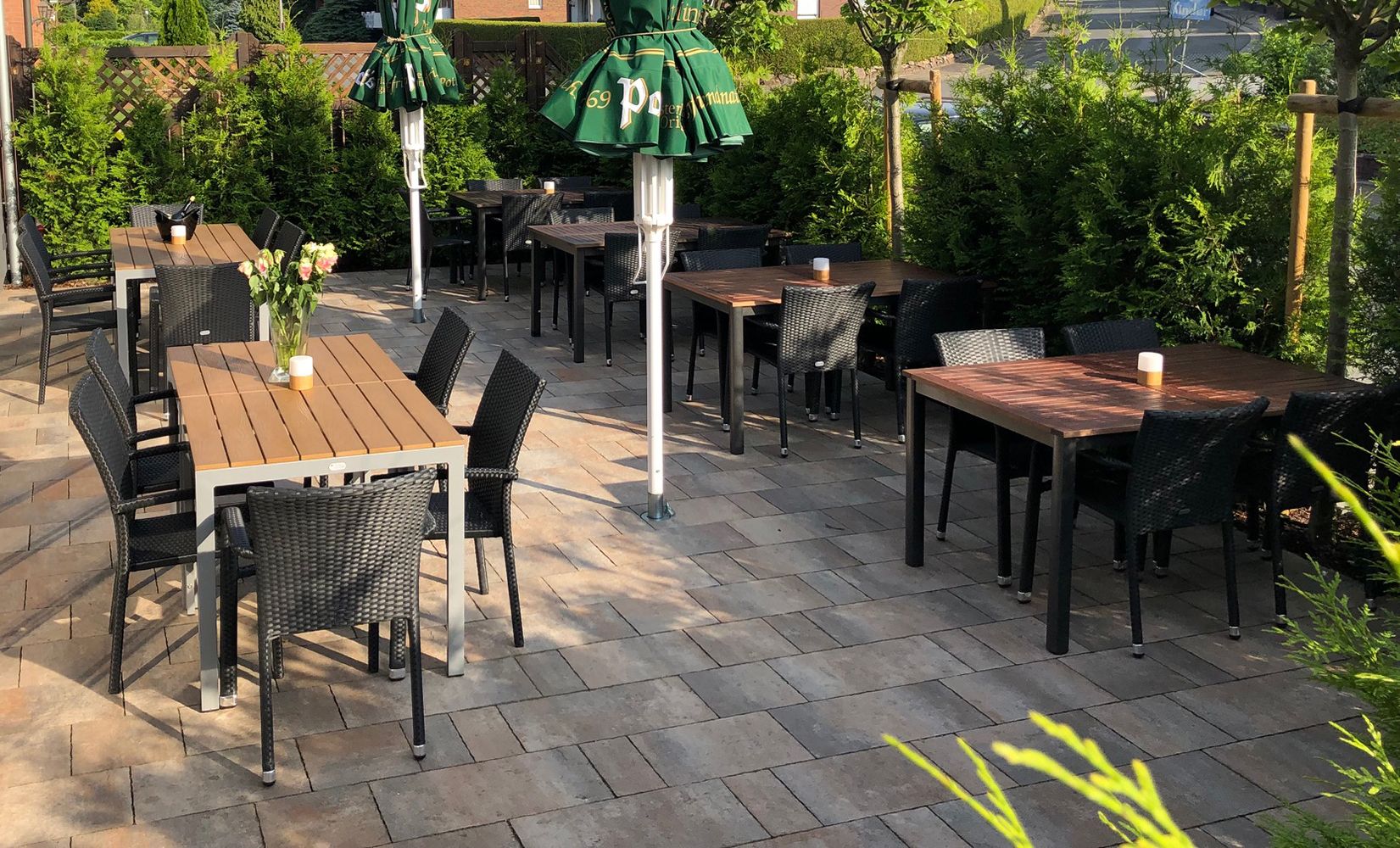 gastronomie-outdoorstuhl-basato-black-seagrass-_4 Foto: Restaurant Everding