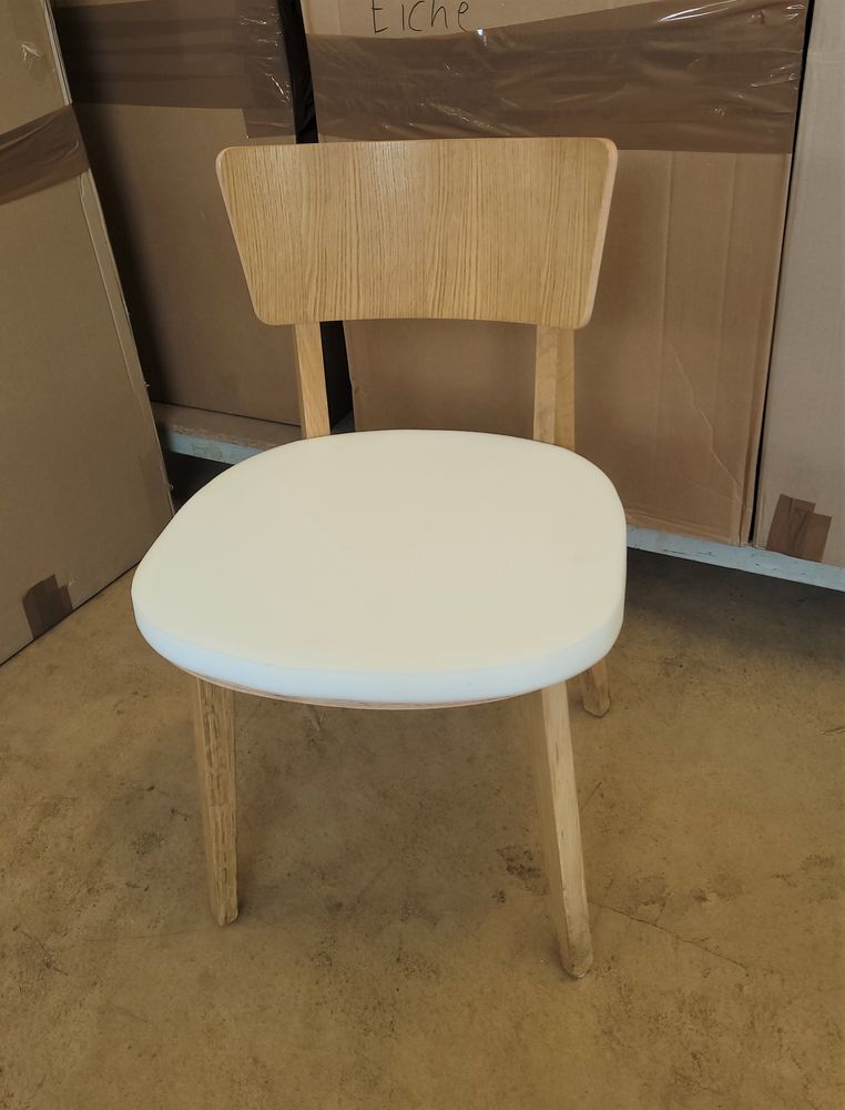 20230317_111609 Stuhl Demi-P Aktion