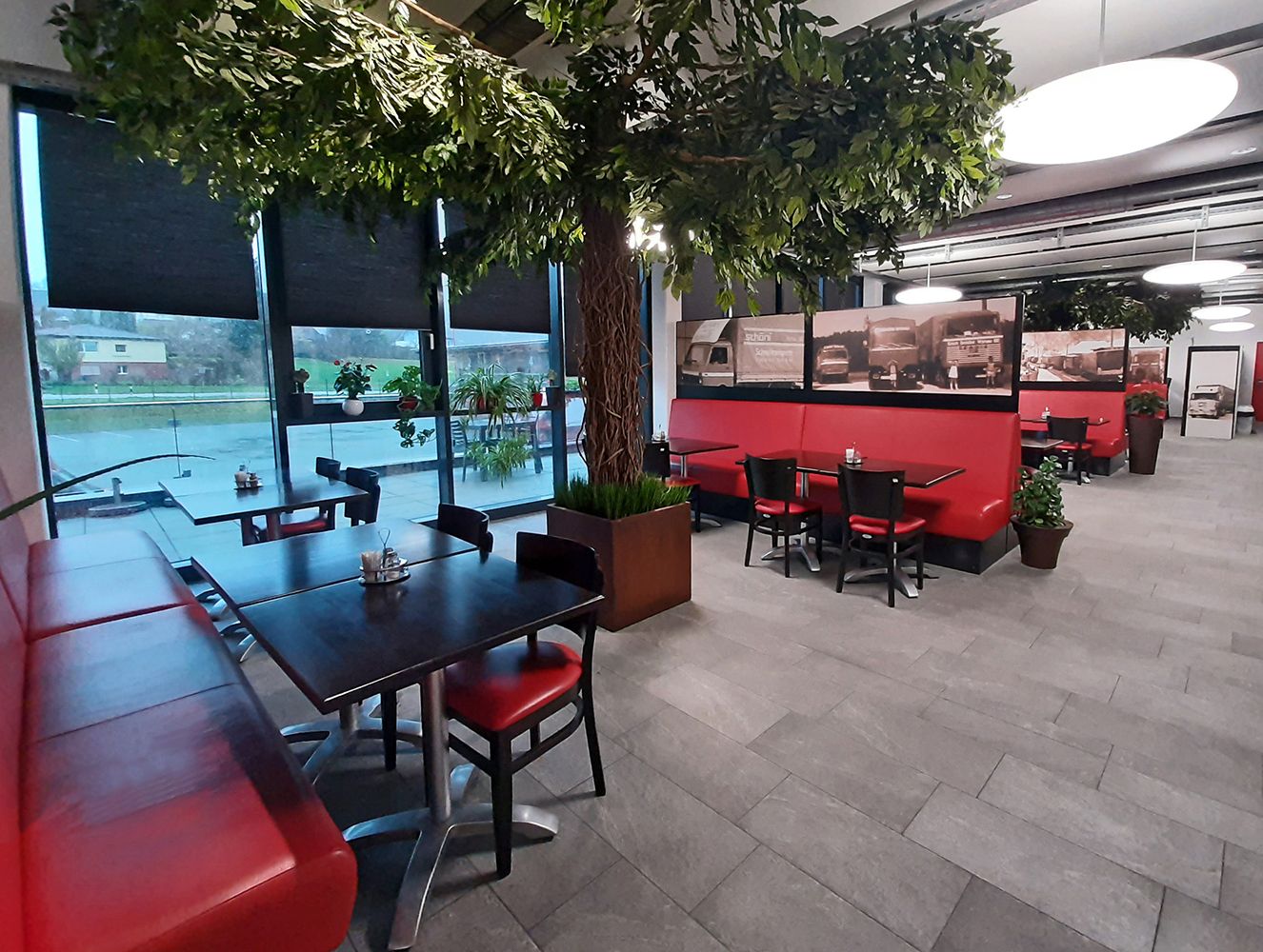 gastronomie-sitzbank-q-101-s-_2_2722 Foto: Schöni Transport AG