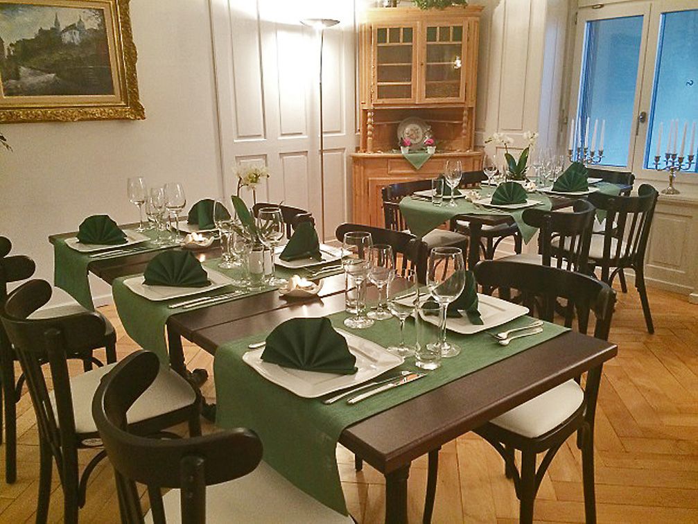 gastronomie-bugholzstuhl-bistro-733-p-_3 Foto: Bistro Erlesenes, Tägerschen an den Eichen