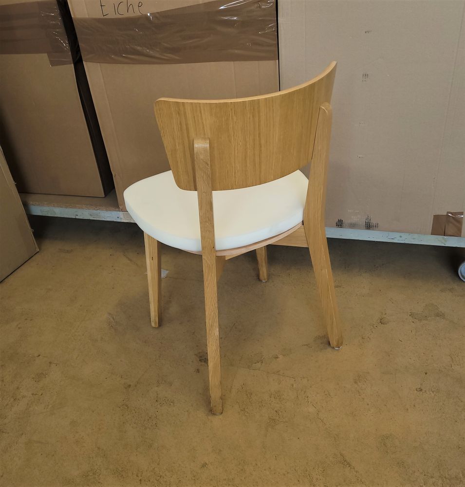 20230317_111726 Stuhl Demi-P Aktion